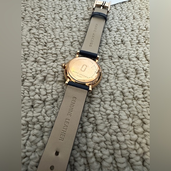 Marc Jacobs Watch NWT - Picture 6 of 8